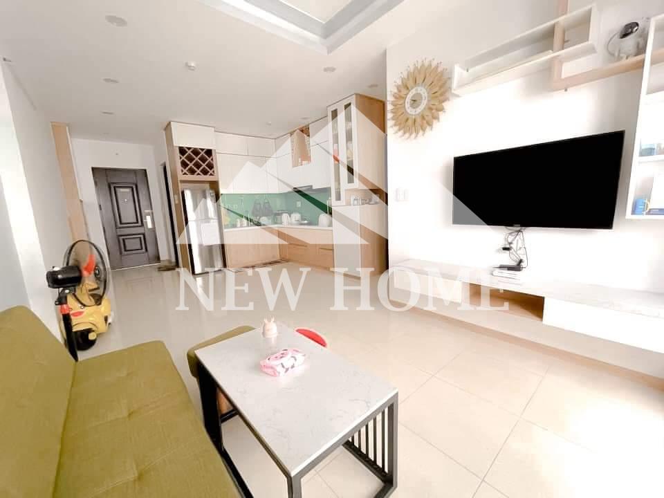 CĂN HỘ CHUNG CƯ HAI PHÒNG NGỦ TẠI TPHCM CÓ NỘI THẤT ĐẦY ĐỦ VÀ BAN CÔNG THOÁNG MÁT